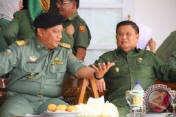 Gubernur: PNS Wajib Punya Resolusi Sehat 2015