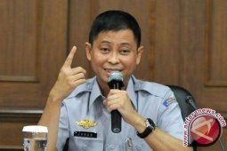 Menhub Larang Angkutan Barang Beroperasi Lima Hari