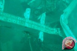 TNI AL Kirimkan Alat Angkat Badan AirAsia