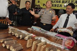 Polresta Denpasar Tangkap Pengedar Narkotika Berkedok Buruh