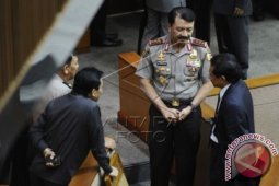 Pengamat: Pelantikan BG Ditunda Politik tak Kondusif