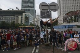 Populerkan Pole Dance