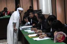 Sidang Perdana Kordinator FPI