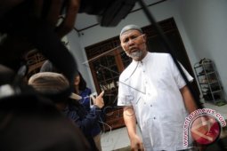 Bambang Widjojanto Mundur Karena Tanggung Jawab Moral