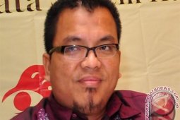 Diperiksa Delapan Jam, Denny Dicecar 34 Pertanyaan