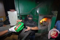 Delapan Kuintal Sabu Asal Tiongkok Dimusnahkan