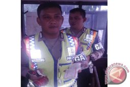 Empat Anggota Satlantas Dapat Penghargaan