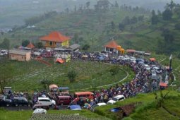 Wisatawan Terjebak Kemacetan