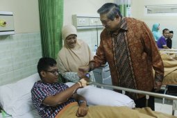 SBY Kunjungi Pasien BPJS Kesehatan