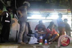 Polisi Tangkap Pesta Minuman Keras