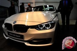 Langkah Tiongkok Potong Harga Mobil Mewah