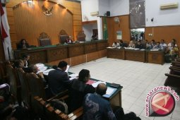Saksi Ahli Menilai Mustahil Pimpinan KPK Selalu Lima