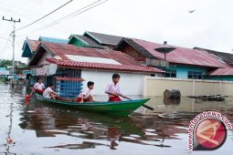 Floods Inundate Several Houses In North Penajam Paser, East Kalimantan