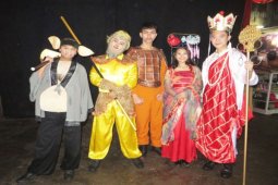 Taman Safari tampilkan "Kera Sakti" sambut Imlek