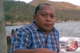 Dosen UNG Luncurkan Buku Tentang Pelayanan Publik