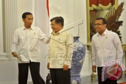 Presiden Lantik Plt Pimpinan KPK