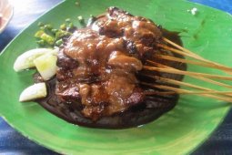 Menikmati Sate Blue Marlin Di Pesisir Barat