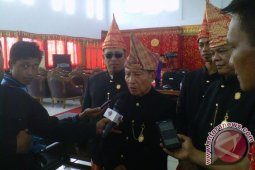 Bupati larang buka tambang akik dalam hutan