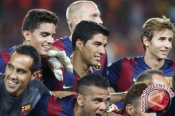 Suarez Bawa Barca ke Puncak Klasemen Meskipun Messi Gagal Penalti