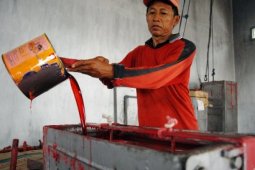 Permintaan Lilin Masih Tinggi