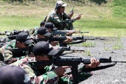 Latihan Menembak Tempur Offensif
