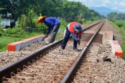 KA Babat-Jombang Aktifkan Kembali Stasiun Lama