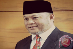 Kris Wartabone Pimpin PDIP Provinsi Gorontalo