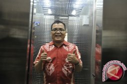 Denny Dijadwalkan Diperiksa Besok