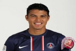 Sundulan Thiago Silva bawa PSG singkirkan Chelsea