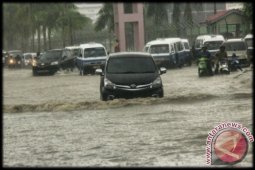 Intensitas Hujan Tinggi Waspadai Banjir