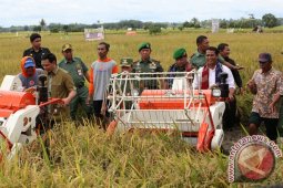 KUNJUNGAN MENTAN DI KALSEL