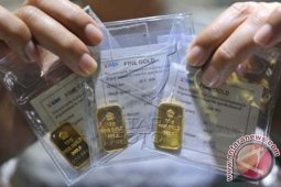 Harga Emas Turun Ketika Fed Memulai Pertemuan