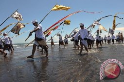 Melasti Jelang Nyepi