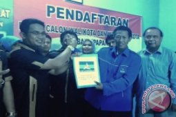 Rahmad Mas`ud Daftar Bacawali Balikpapan Ke Demokrat