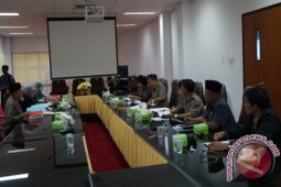 Komisi I DPRD Bontang Pertanyakan Legalitas Stikes
