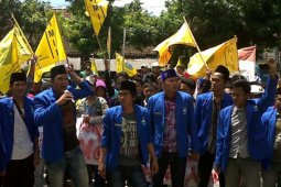 Demo Penyelesaian Raperda
