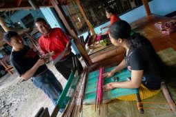 Peningkatan Pengguna Layanan Data Telkomsel