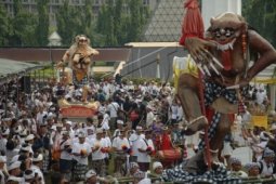 Pawai Ogoh-ogoh Surabaya