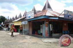 PASAR BARUNAK