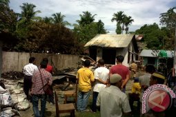 Rumah di Aceh Barat Hangus Dibakar