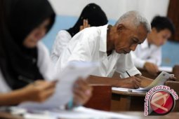 174 Peserta Ikuti Ujian Paket C di Bontang