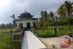 Kompleks Makam "Wali Sapat" Perlu Perhatian