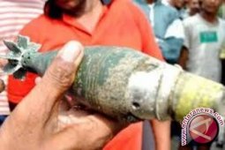 Warga Agam temukan mortir peninggalan Pemerintah Darurat