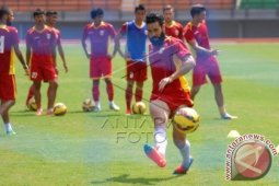 Mitra Kukar Target Rebut Poin dari Persebaya