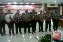 Kapolda Kalbar, Bendera "Jempol", Bendera "Tengkorak"
