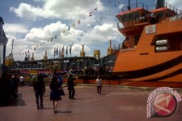 Steadfast Marine Kalbar Produksi Kapal Keruk