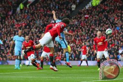 United hancurkan City pastikan tempat ketiga
