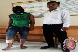 Polsek Simpang Empat Tembak Pencuri Emas