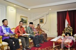 Lima Gubernur se-Kalimantan Temui Presiden