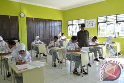 Wabup Banjar Tinjau UN Hari Ke Dua
